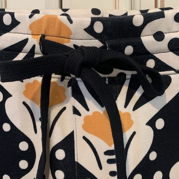 LuLaRoe Black and White Patterned Joggers - Picture 3 of 9